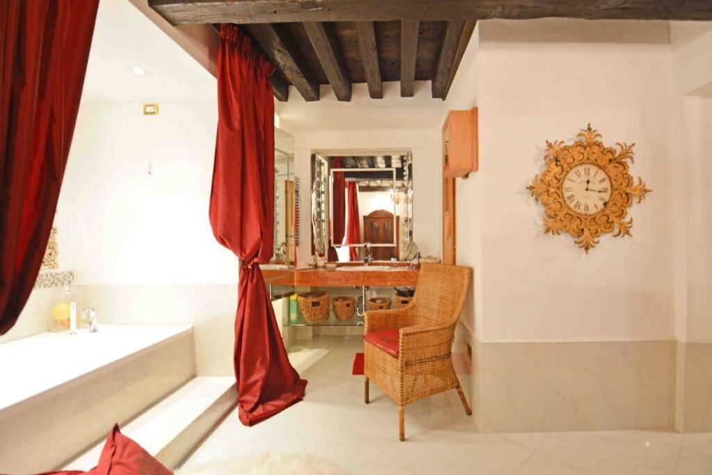 Zattere Cottage next to Guggenheim Venedig Exterior foto